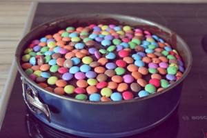 KitKat & Smarties Cake